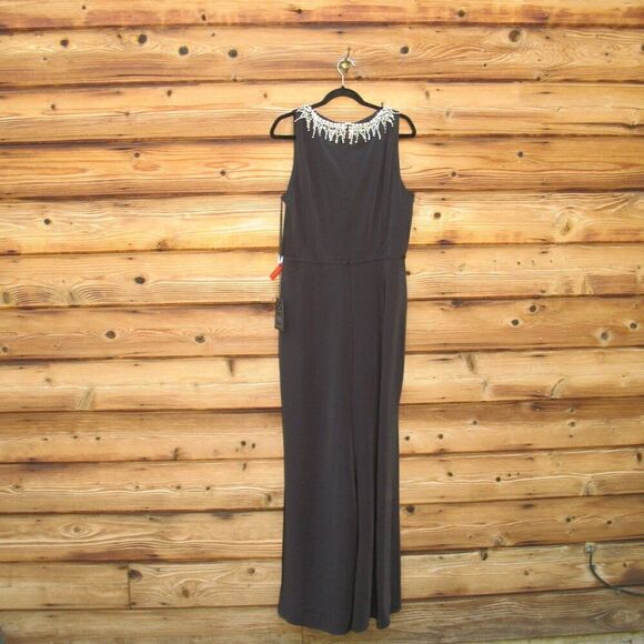 NWT Mac Duggal Sleeveless Rhinestone Collar Column Gown - Picture 9 of 15